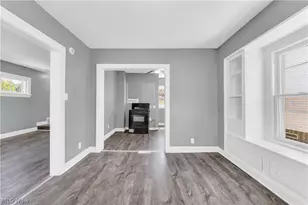 12808 Havana Rd, Garfield Heights, OH 44125 - Photo 6