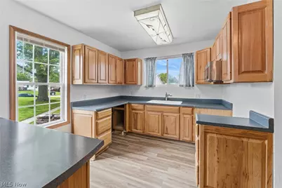 2906 Lincoln Way NW, Massillon, OH 44647 - Photo 10