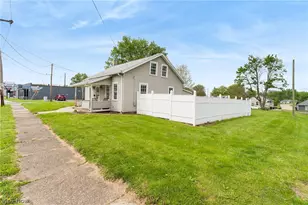 2906 Lincoln Wy NW, Massillon, OH 44647 - Photo 30