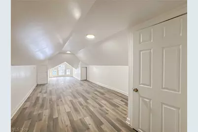 196 Maywood Drive, Youngstown, OH 44512 - Photo 20