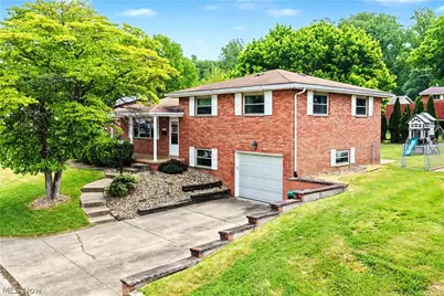 2802 16th Avenue, Vienna, WV 26105 - Photo 2