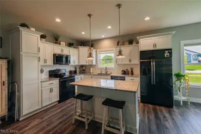 9280 Woodland Blue Drive, Seville, OH 44273 - Photo 6