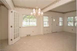215 Lake Ave NE, Hartville, OH 44632 - Photo 12