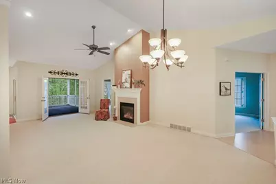 5179 Bramble Creek Trail, Stow, OH 44224 - Photo 4