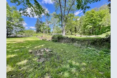 2062 Dupont Road, Parkersburg, WV 26101 - Photo 10