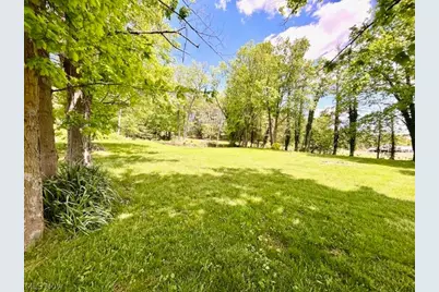 2062 Dupont Road, Parkersburg, WV 26101 - Photo 12
