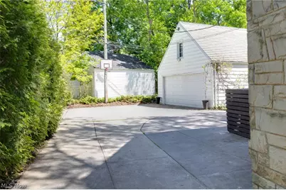 3655 Traver Road, Huber Heights, OH 44122 - Photo 34