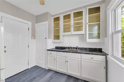 9404 Cardwell Avenue #UP/2, Loveland, OH 44105 - Photo 10