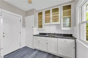 9404 Cardwell Ave, Loveland, OH 44105 - Photo 10