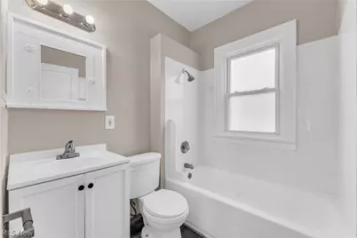 9404 Cardwell Avenue #UP/2, Loveland, OH 44105 - Photo 16