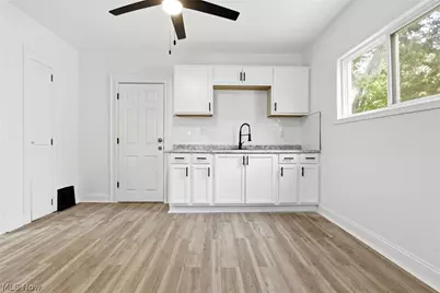 10710 Reno Avenue, Loveland, OH 44105 - Photo 8