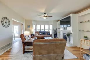 1467 Summerwood Ln, Uniontown, OH 44685 - Photo 14