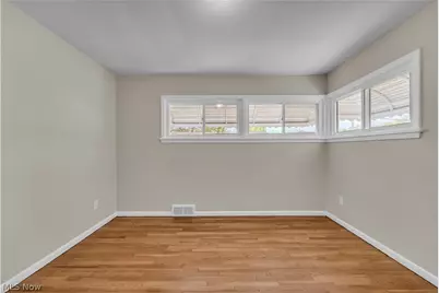 29210 Green Drive, Willowick, OH 44095 - Photo 12