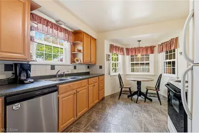 1207 Western Avenue SW, Canton, OH 44710 - Photo 10