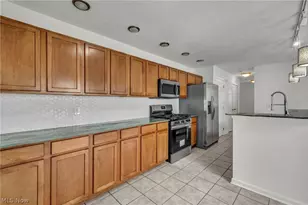 9747 Gates Ave, Loveland, OH 44105 - Photo 16