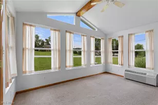 52322 Lakeview Dr, Dillonvale, OH 43917 - Photo 8