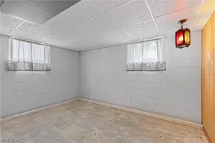 52322 Lakeview Dr, Dillonvale, OH 43917 - Photo 18