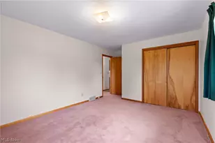 52322 Lakeview Dr, Dillonvale, OH 43917 - Photo 14