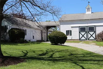 10286 Wilson Mills Road, Chardon, OH 44024 - Photo 4