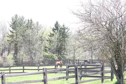10286 Wilson Mills Road, Chardon, OH 44024 - Photo 12