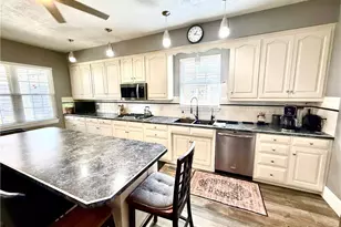 1330 Main St, Follansbee, WV 26037 - Photo 16