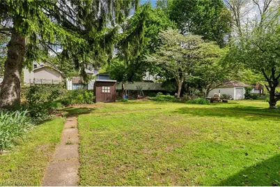 549 Parkdale Drive, Akron, OH 44307 - Photo 28
