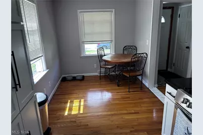 327 Beebe Avenue, Elyria, OH 44035 - Photo 10