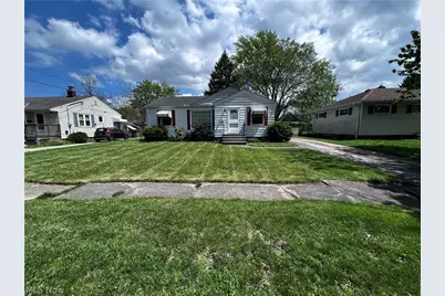 327 Beebe Avenue, Elyria, OH 44035 - Photo 1