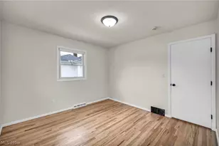 1299 Jackie Ln, Mayfield Heights, OH 44124 - Photo 28