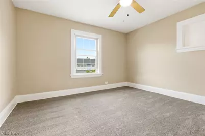 1521 Blossom Park Avenue, Oakwood, OH 44107 - Photo 18