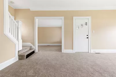 1521 Blossom Park Avenue, Oakwood, OH 44107 - Photo 4