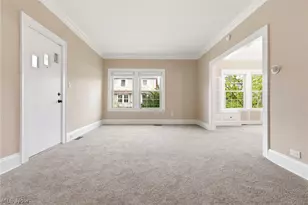 1521 Blossom Park Ave, Oakwood, OH 44107 - Photo 6
