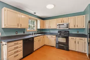 20745 Sun Meadow Trail, Strongsville, OH 44149 - Photo 16
