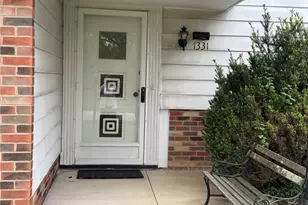 1331 Grant Dr, Parma, OH 44134 - Photo 2