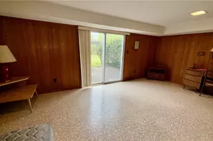 1331 Grant Dr, Parma, OH 44134 - Photo 14