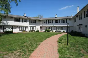 7 Meadowlawn Dr, Mentor, OH 44060 - Photo 2