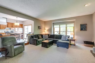326 Saint Lawrence Circle, Northfield, OH 44067 - Photo 16