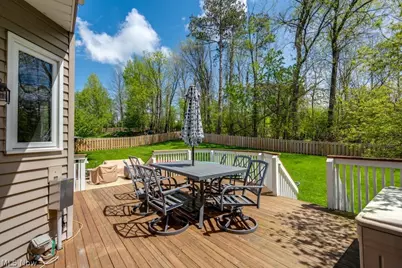 326 Saint Lawrence Circle, Northfield, OH 44067 - Photo 6