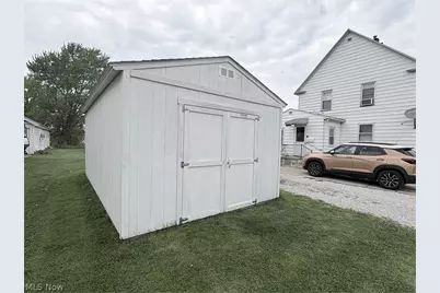 2523 Carso Avenue, Ashtabula, OH 44004 - Photo 2