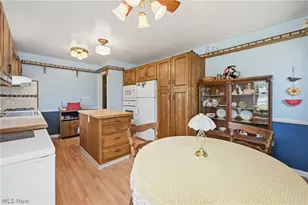 3898 New Rd, Austintown, OH 44515 - Photo 16