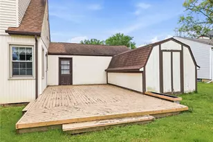 3898 New Rd, Austintown, OH 44515 - Photo 6