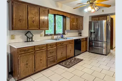 1318 Highland Avenue E, Salem, OH 44460 - Photo 12