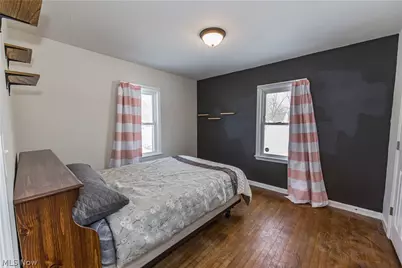 33 Pierce Avenue, Cuyahoga Falls, OH 44221 - Photo 36