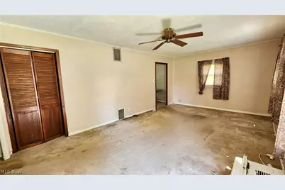 863 North, Painesville, OH 44077 - Photo 6