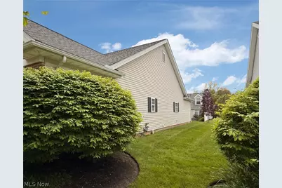 370 Rosebury Court, Mayfield Heights, OH 44124 - Photo 42