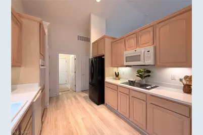 370 Rosebury Court, Mayfield Heights, OH 44124 - Photo 30