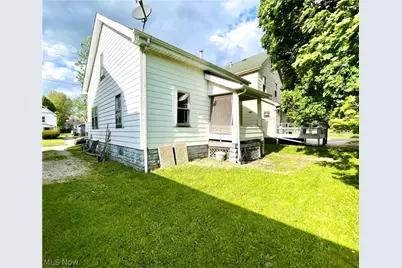 83 Smithsonian Street, Girard, OH 44420 - Photo 4