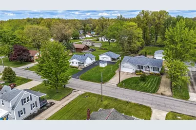 2131 Overland Avenue NE, Warren, OH 44483 - Photo 2