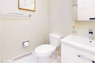3237 St Charles Dr, Steubenville, OH 43952 - Photo 30