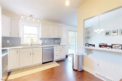 3237 Saint Charles Drive, Steubenville, OH 43952 - Photo 12